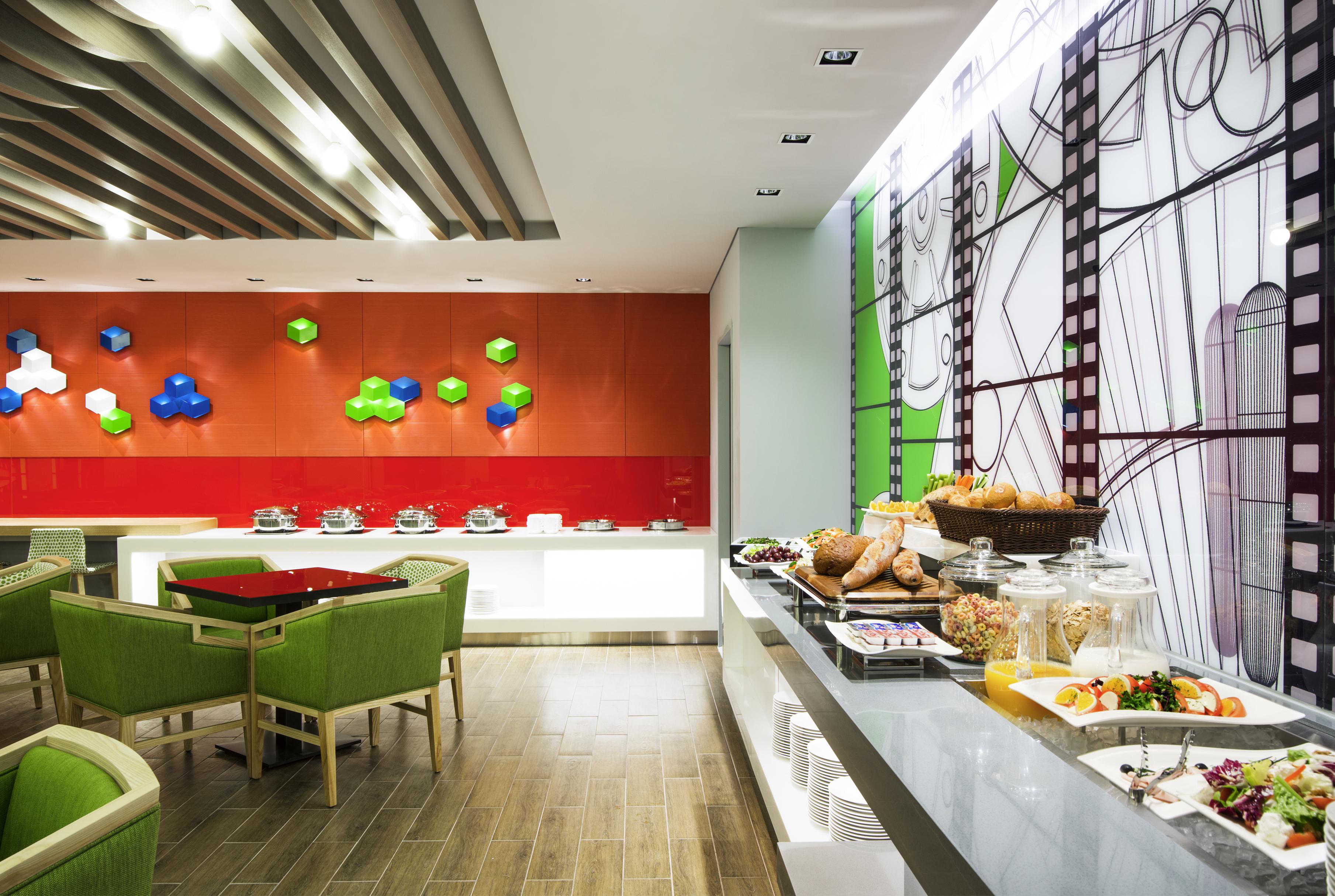 Ibis Styles Ambassador Seoul Myeong-Dong Hotel Екстериор снимка