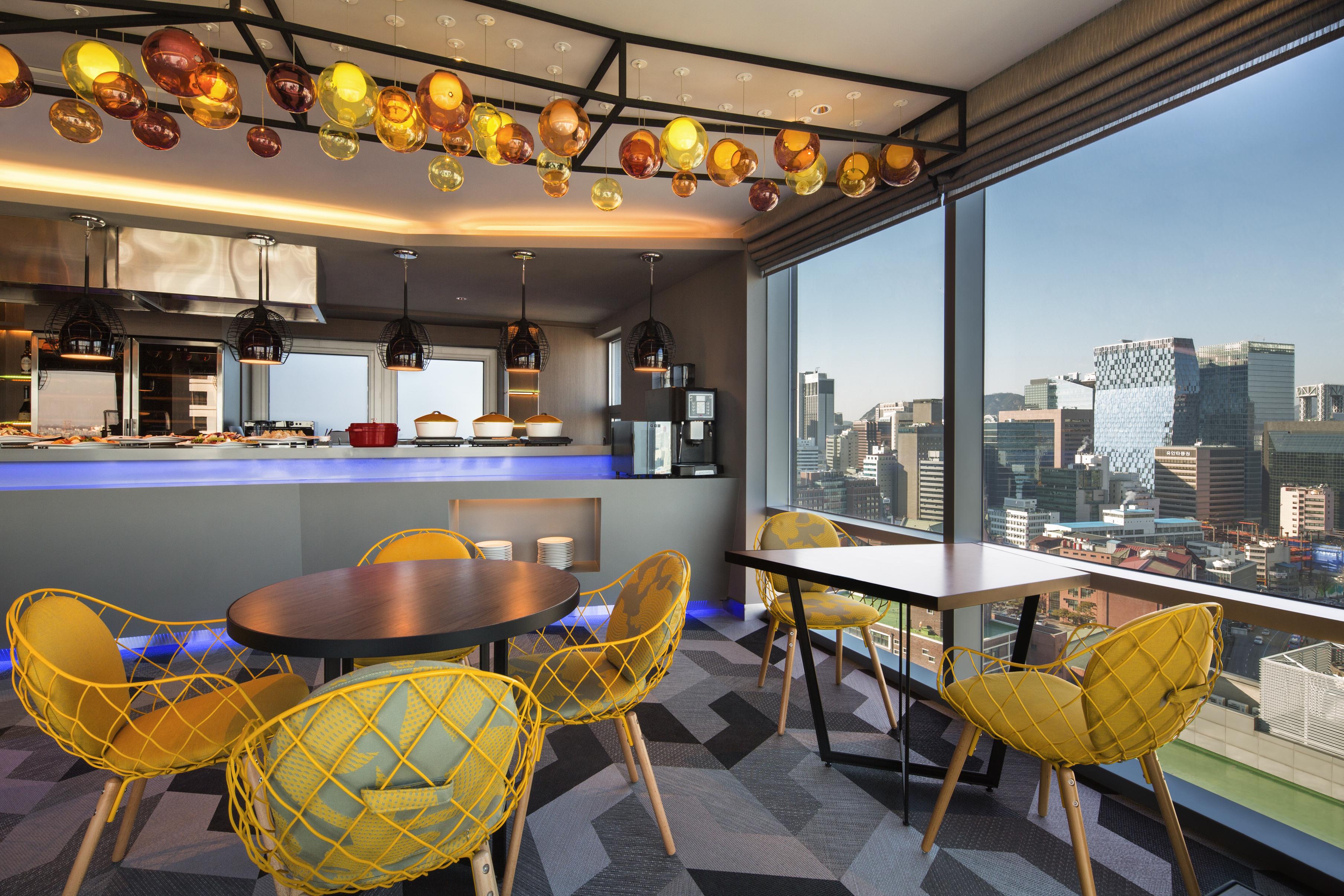 Ibis Styles Ambassador Seoul Myeong-Dong Hotel Екстериор снимка