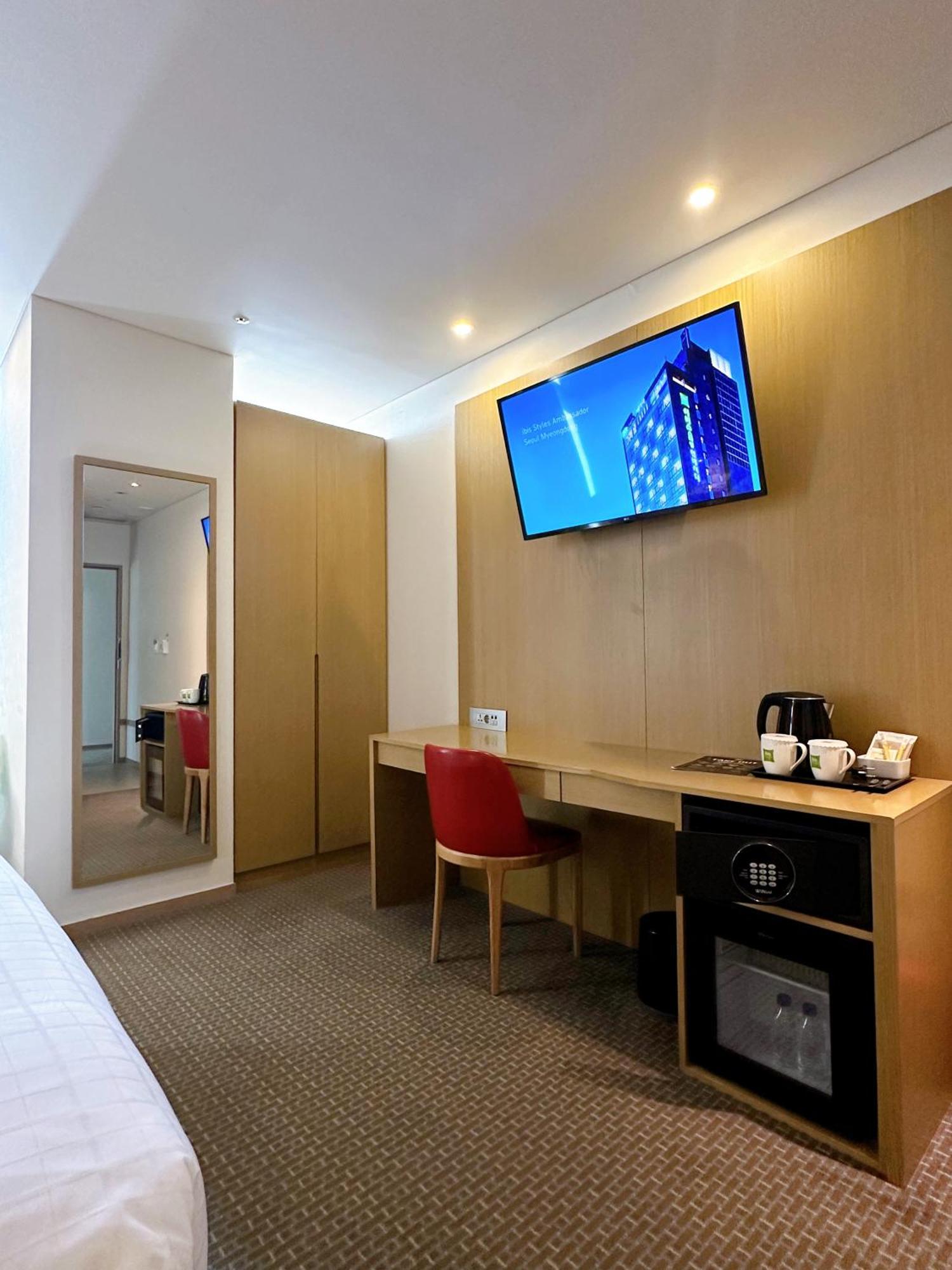 Ibis Styles Ambassador Seoul Myeong-Dong Hotel Стая снимка