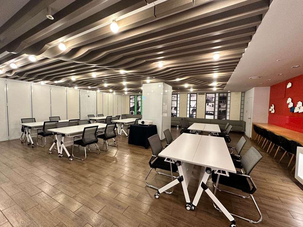 Ibis Styles Ambassador Seoul Myeong-Dong Hotel Съоръжения снимка
