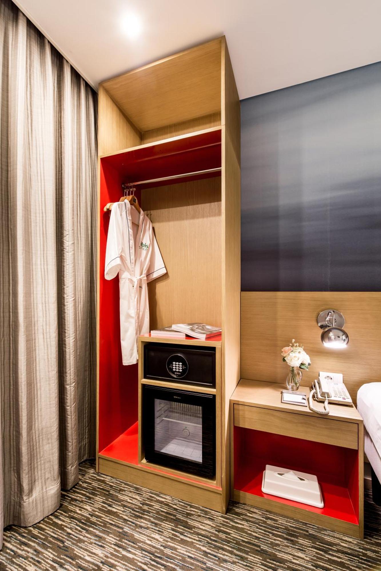 Ibis Styles Ambassador Seoul Myeong-Dong Hotel Екстериор снимка