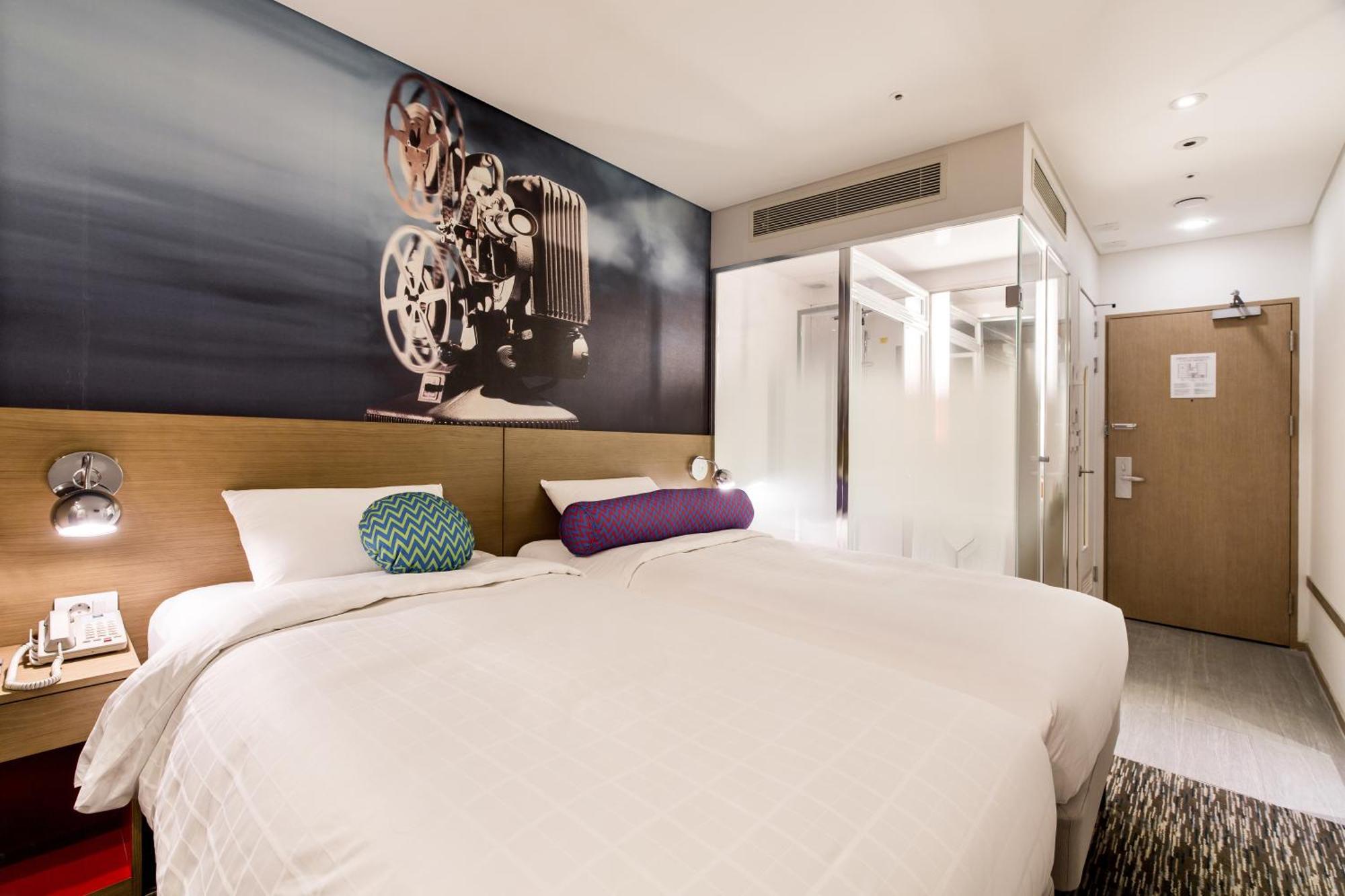 Ibis Styles Ambassador Seoul Myeong-Dong Hotel Екстериор снимка