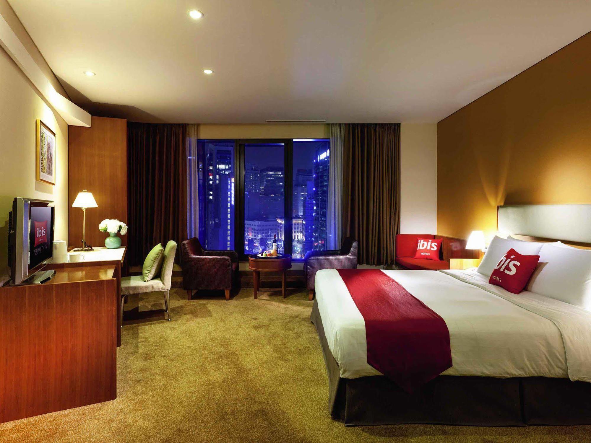 Ibis Styles Ambassador Seoul Myeong-Dong Hotel Екстериор снимка